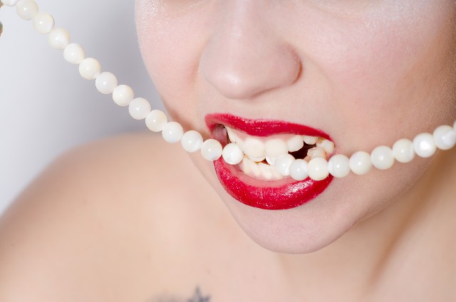 歯で性格・運勢占い！歯が大きいなど歯並びや歯の形で占う人相学