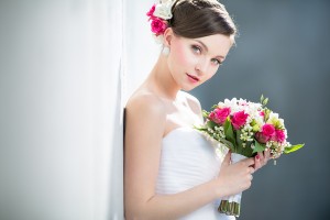 Gorgeous bride on her wedding day (color toned image; shallow DO