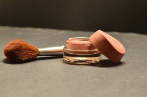 cosmetics-166774_640[1]