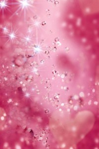 
 美しいピンク色の輝きと滴り落ちる水滴-2