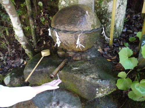 出典: 願いが叶う石のパワーを持って帰れる！島根・玉作湯神社