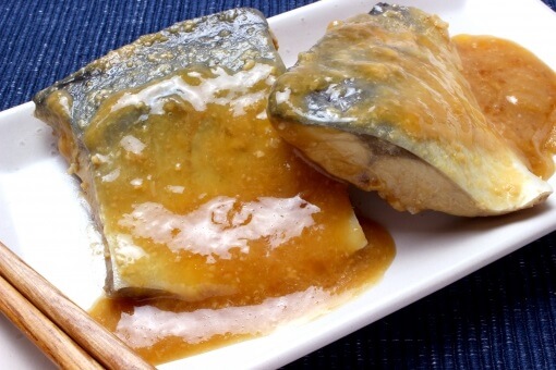 鯖の味噌煮のカロリーと栄養素について。ダイエット中に食べてもいいのか